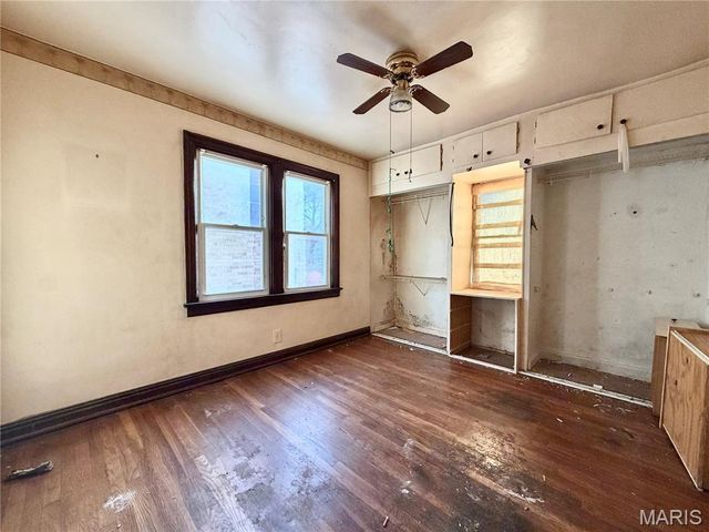 8019 Genesta Street, St Louis, MO 63123