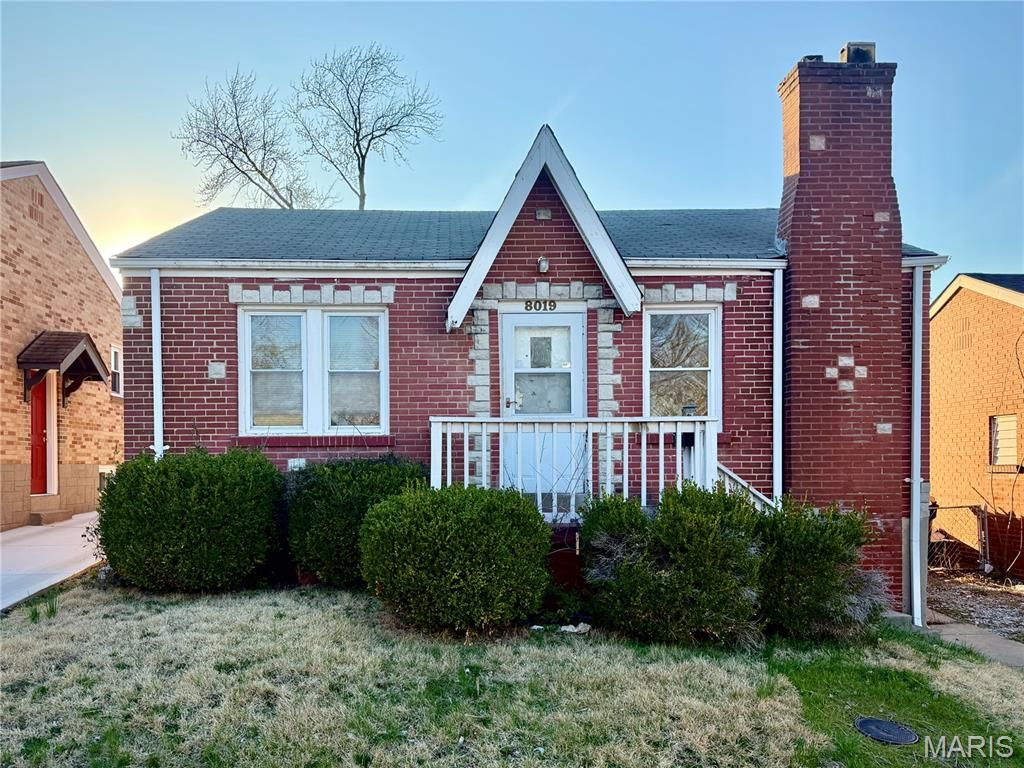 8019 Genesta Street, St Louis, MO 63123
