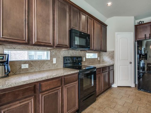 144 Mill Street, Anna, TX 75409