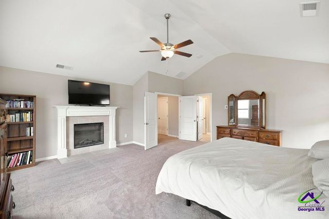 650 McCarley Downs Drive, Bonaire, GA 31005