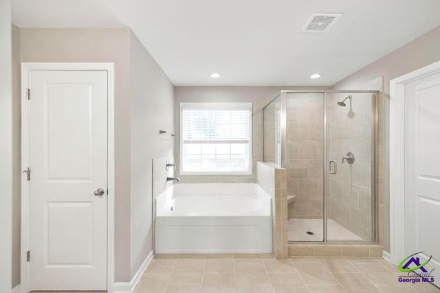 650 McCarley Downs Drive, Bonaire, GA 31005