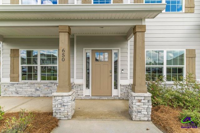 650 McCarley Downs Drive, Bonaire, GA 31005