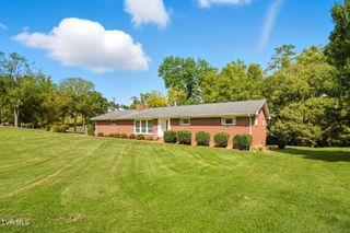 4001 Leaning Pine Road, Kingsport, TN 37660