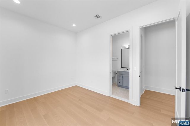 163 Delmar Avenue, Glen Rock, NJ 07452