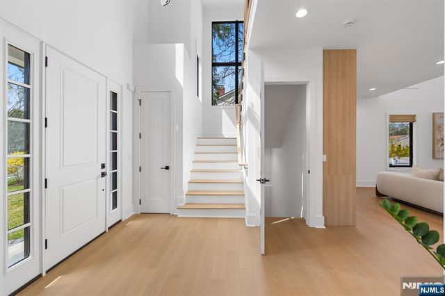 163 Delmar Avenue, Glen Rock, NJ 07452