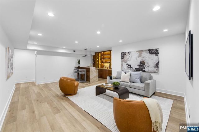 163 Delmar Avenue, Glen Rock, NJ 07452