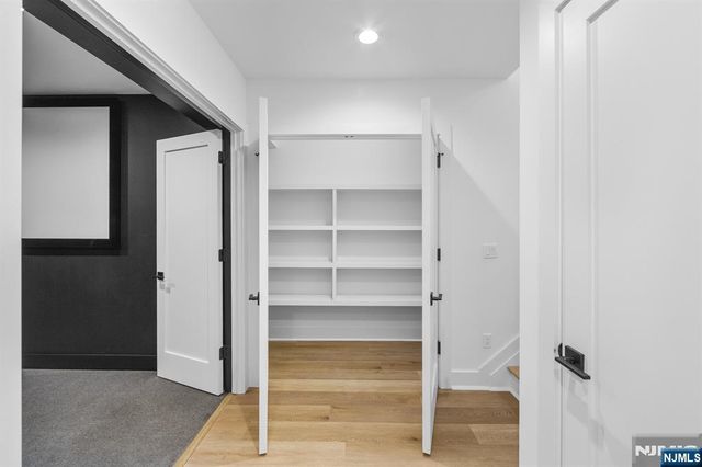 163 Delmar Avenue, Glen Rock, NJ 07452