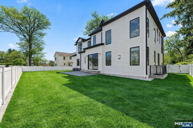 163 Delmar Avenue, Glen Rock, NJ 07452