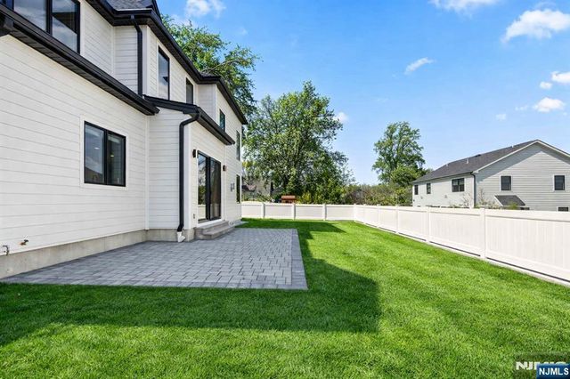 163 Delmar Avenue, Glen Rock, NJ 07452