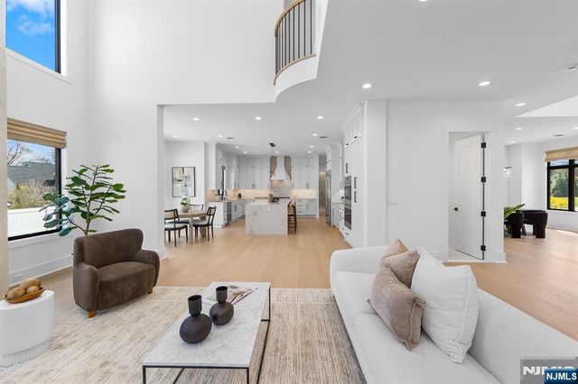 163 Delmar Avenue, Glen Rock, NJ 07452