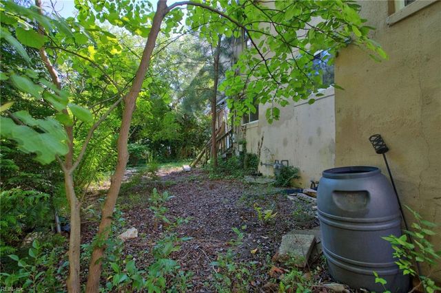 36 Brandon RD, Newport News, VA 23601