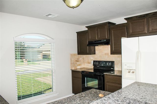 2921 NW 181st Street, Edmond, OK 73012
