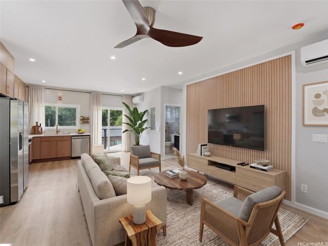 2702 Nihi Street, Honolulu, HI 96819