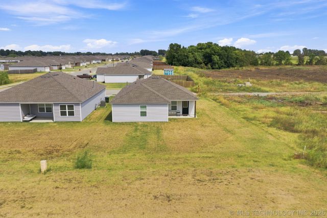 11526 S 235th East Avenue, Broken Arrow, OK 74014