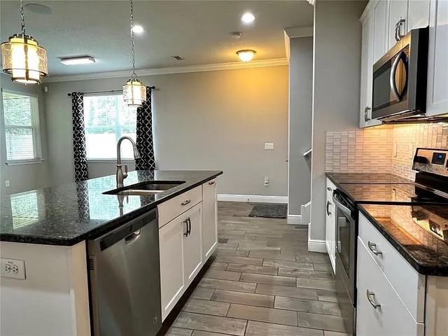 18814 CORNUTA STREET, Lutz, FL 33558