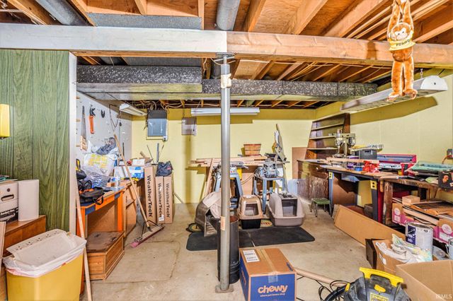 1808 Linden Avenue, Mishawaka, IN 46544