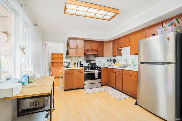 1808 Linden Avenue, Mishawaka, IN 46544