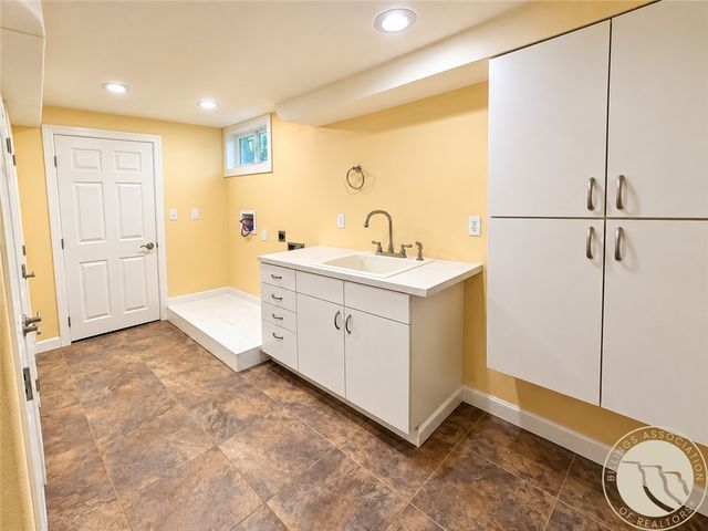 2523 11th Avenue N, Billings, MT 59101