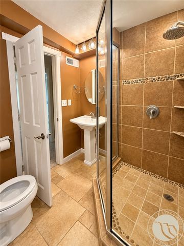 2523 11th Avenue N, Billings, MT 59101