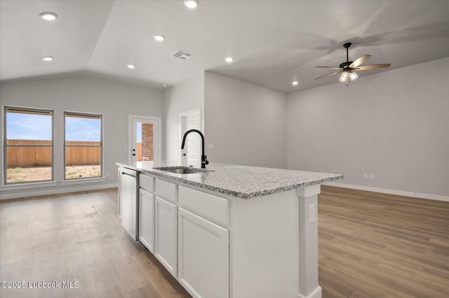 2904 Durham Avenue, Wolfforth, TX 79382