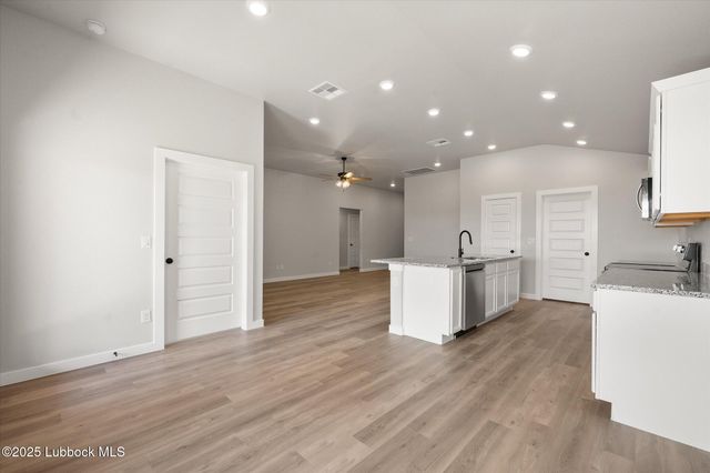 2904 Durham Avenue, Wolfforth, TX 79382