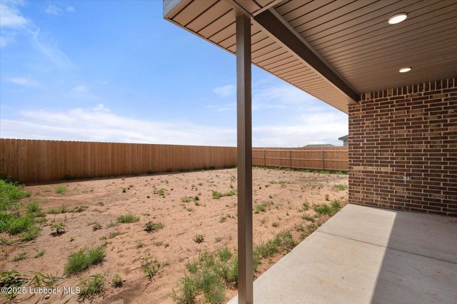 2904 Durham Avenue, Wolfforth, TX 79382