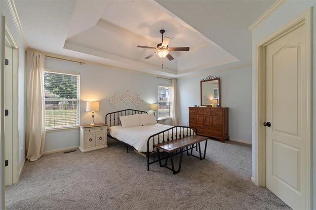 1511 Honeysuckle Drive, Liberty, MO 64068