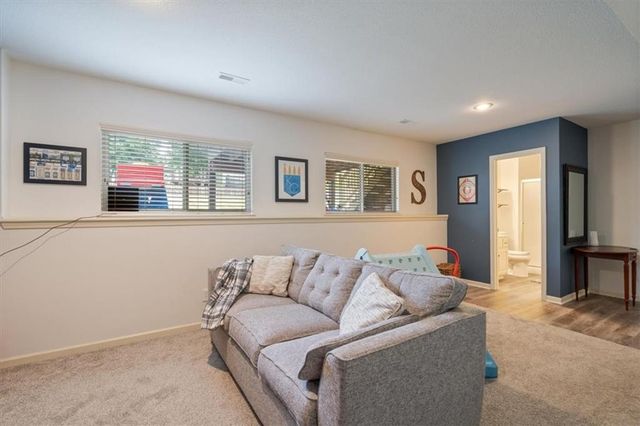 1511 Honeysuckle Drive, Liberty, MO 64068