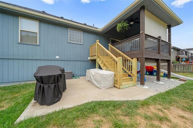1511 Honeysuckle Drive, Liberty, MO 64068