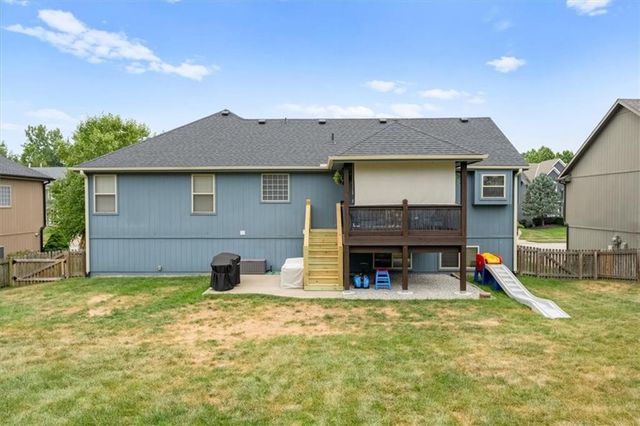 1511 Honeysuckle Drive, Liberty, MO 64068