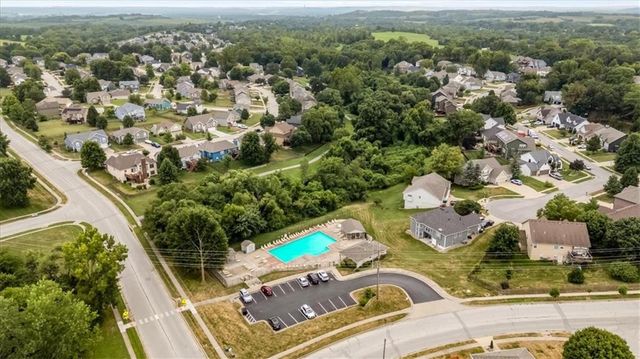 1511 Honeysuckle Drive, Liberty, MO 64068