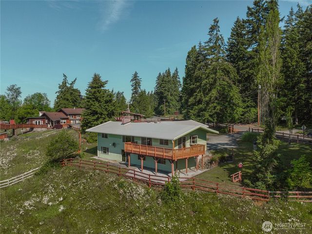 3104 Harts Lake Road S, Roy, WA 98580