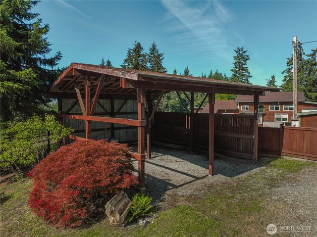 3104 Harts Lake Road S, Roy, WA 98580