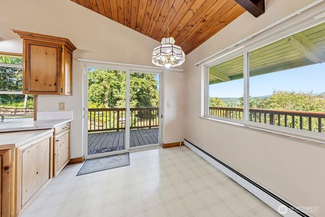 3104 Harts Lake Road S, Roy, WA 98580