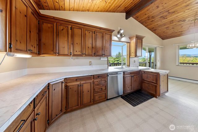 3104 Harts Lake Road S, Roy, WA 98580
