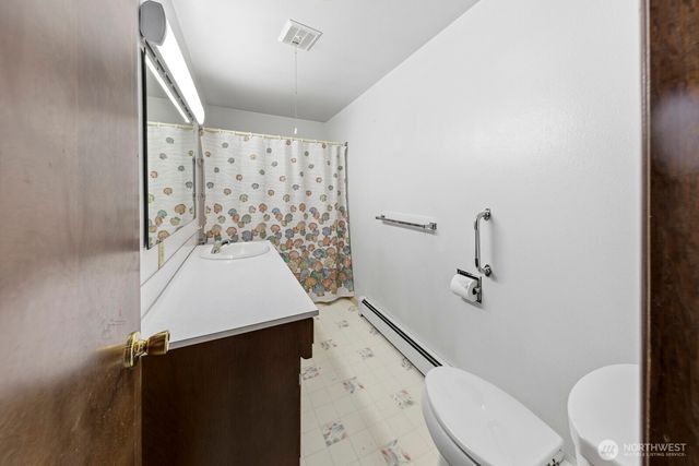3104 Harts Lake Road S, Roy, WA 98580