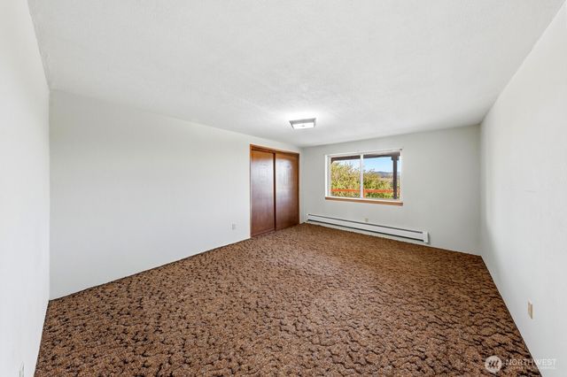 3104 Harts Lake Road S, Roy, WA 98580