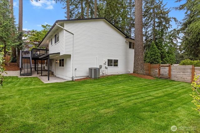 20111 80th Avenue W, Edmonds, WA 98026