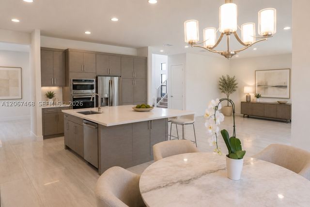8151 Laurel Falls Dr, Boca Raton, FL 33496