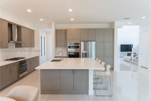 8151 Laurel Falls Dr, Boca Raton, FL 33496