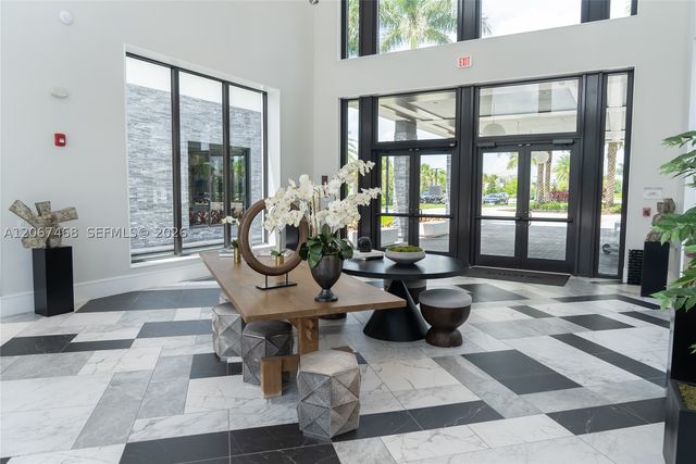 8151 Laurel Falls Dr, Boca Raton, FL 33496