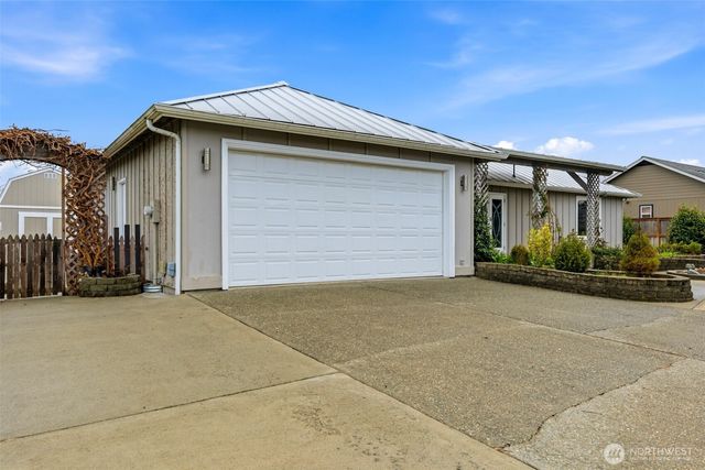 181 Duke Drive, Sequim, WA 98382