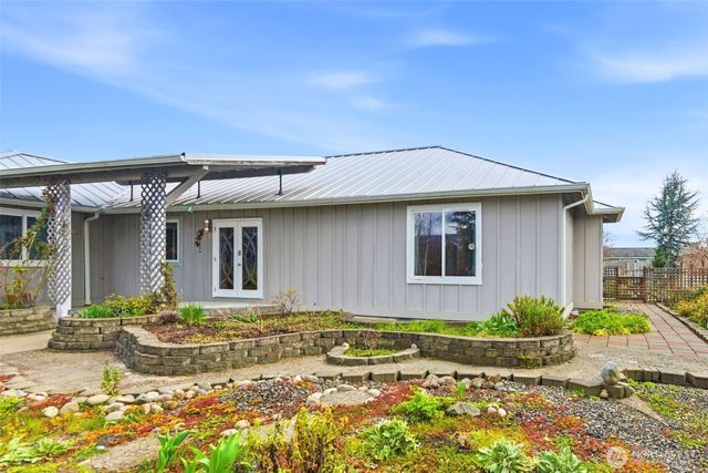 181 Duke Drive, Sequim, WA 98382