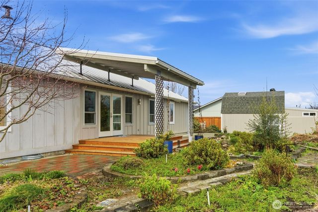 181 Duke Drive, Sequim, WA 98382