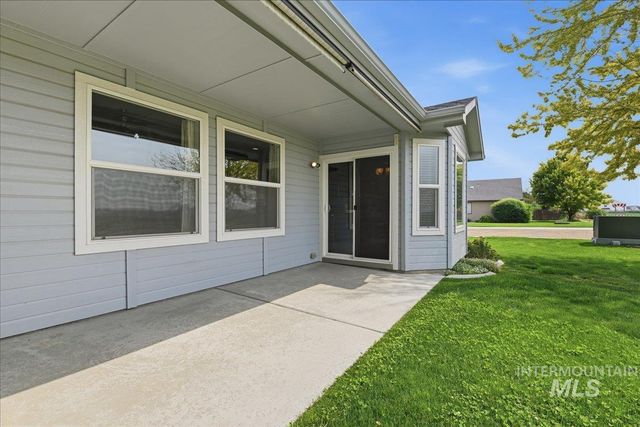 15885 Granite Peak Avenue, Nampa, ID 83651