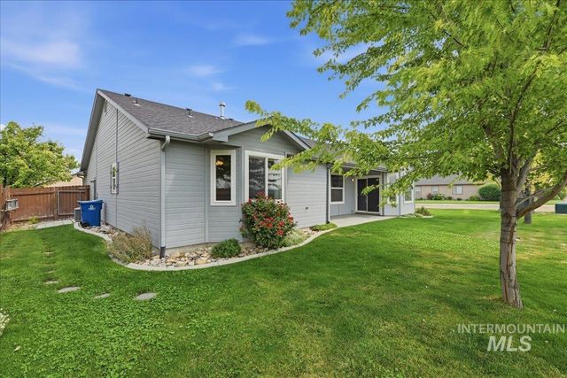 15885 Granite Peak Avenue, Nampa, ID 83651
