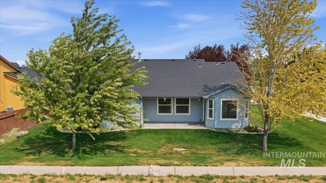 15885 Granite Peak Avenue, Nampa, ID 83651