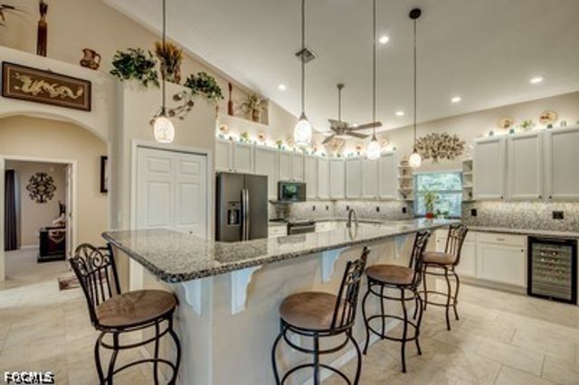 2804 NE 3rd AVE, Cape Coral, FL 33909