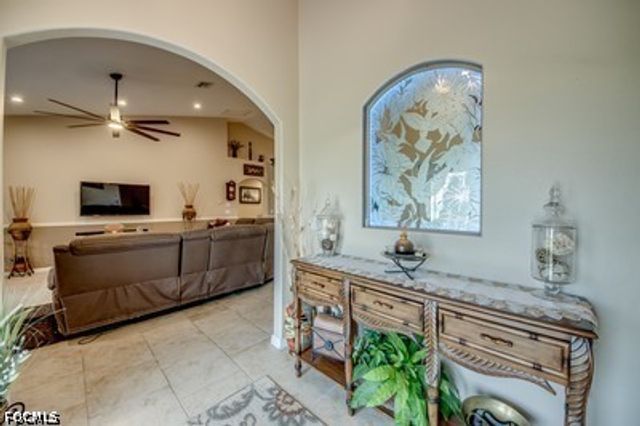 2804 NE 3rd AVE, Cape Coral, FL 33909