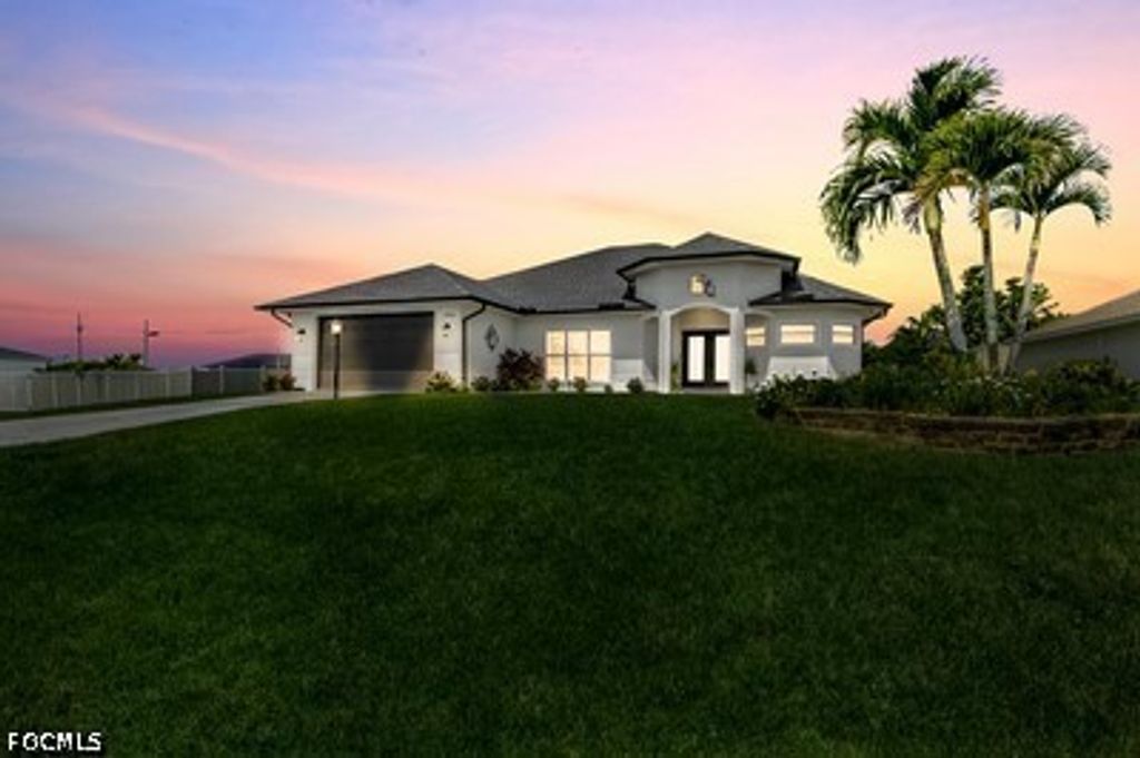 2804 NE 3rd AVE, Cape Coral, FL 33909